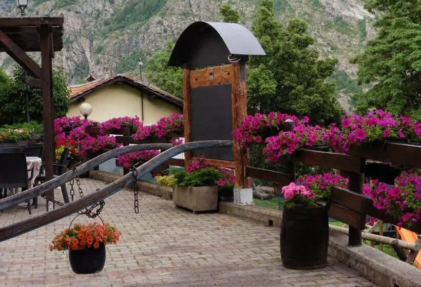 Majatalo La Maison Du Bon Megnadzo