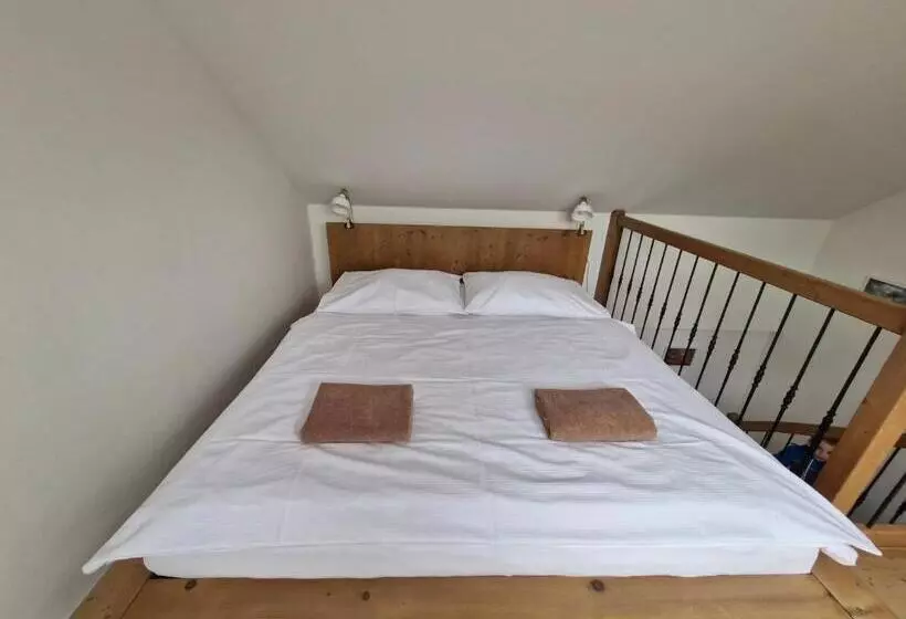 ペンション Restaurace   Apartmány Bobule