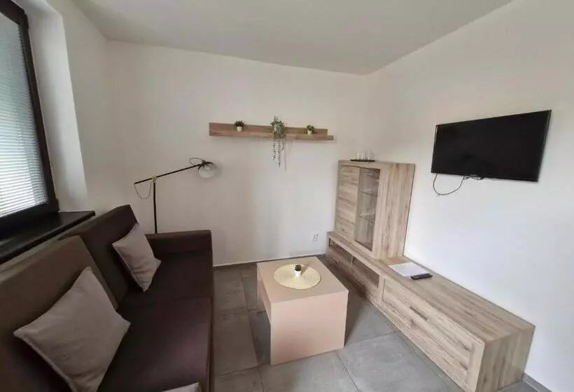 ペンション Restaurace   Apartmány Bobule