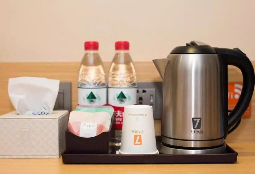 Hotelli 7days Premium Beijing International Trade Jinsong Subway Station Branch