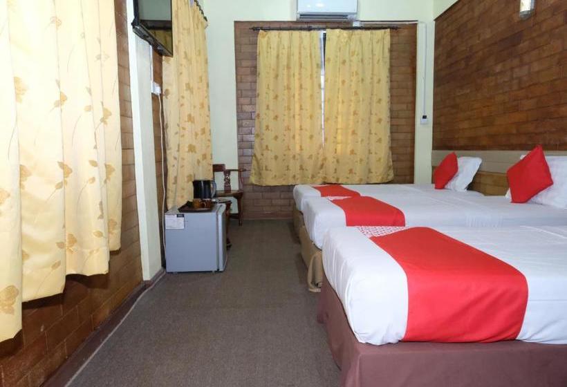 Hotel Oyo 1017 Alinshirah Inn