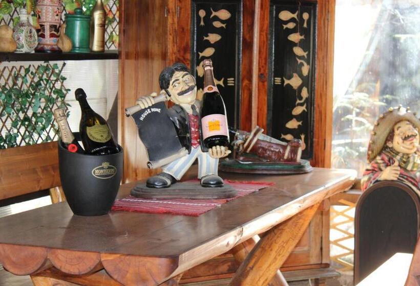 پانسیون Casa Ella