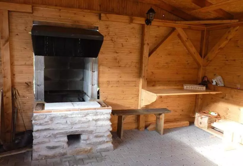 Majatalo Apartmány Yellow