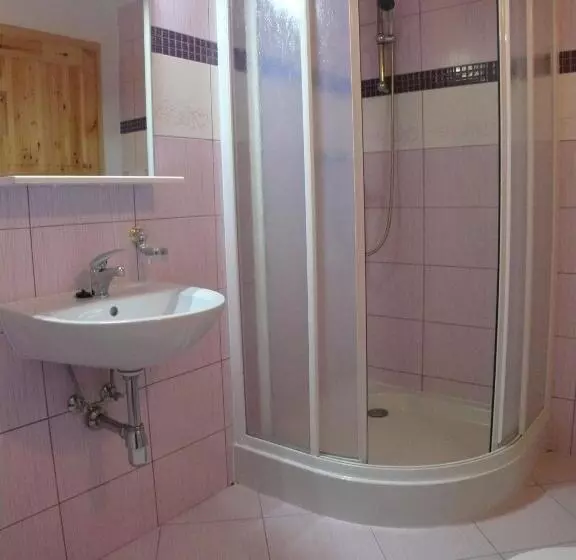 Majatalo Apartmány Yellow