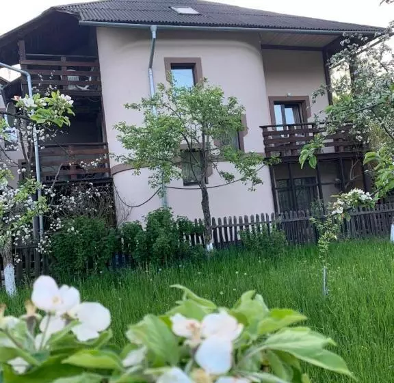 Majatalo Sadyba Lesivykh