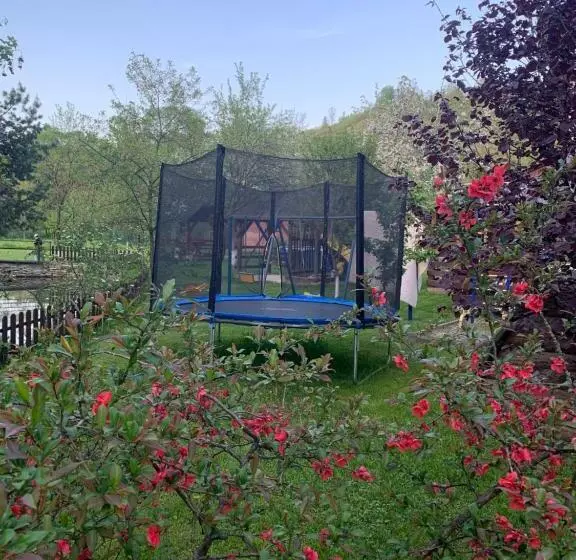 Majatalo Sadyba Lesivykh