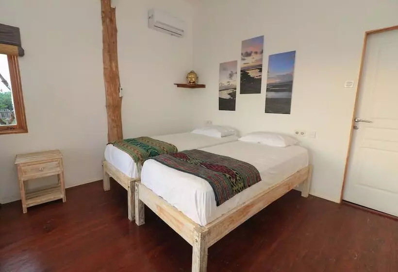 ユースホステル The Tree House Sumbawa