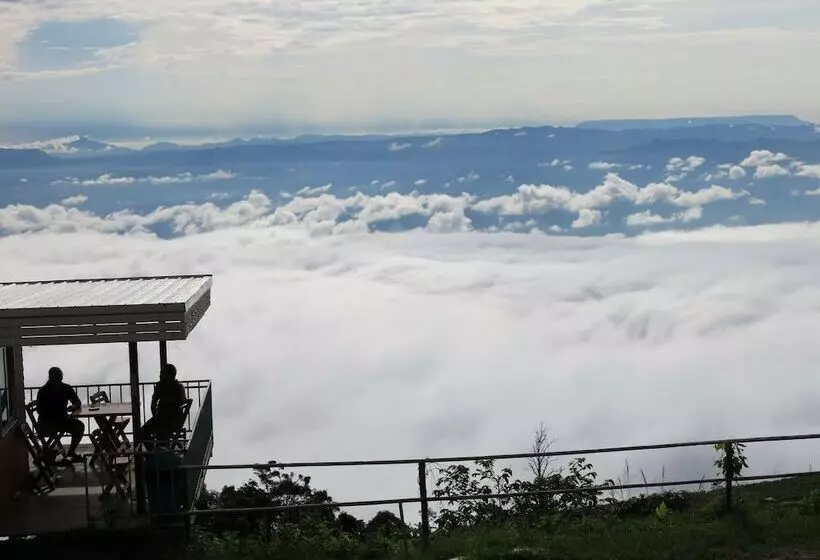 Hotelli Baanchomdow Phutubberk