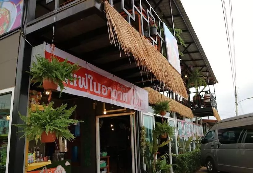 Hotelli Baanchomdow Phutubberk