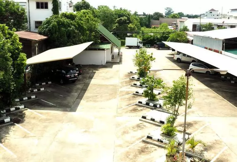 Hotelli Chatsuree Mansion