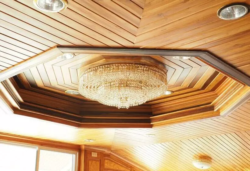 Hotelli Chatsuree Mansion