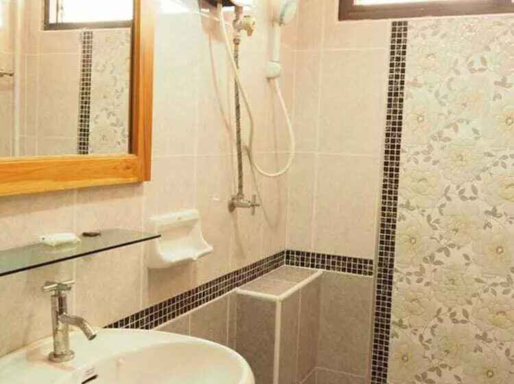 Hotelli Chatsuree Mansion