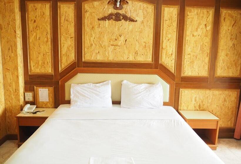 Hotel Chatsuree Mansion