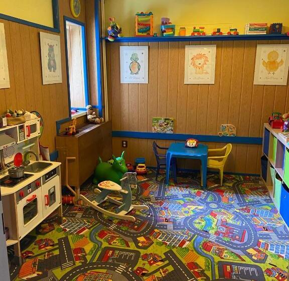 فندق Penzion Logla