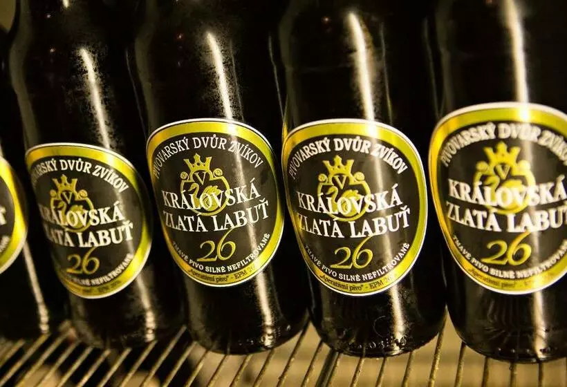 Hotelli Pivovarský Dvůr Zvíkov