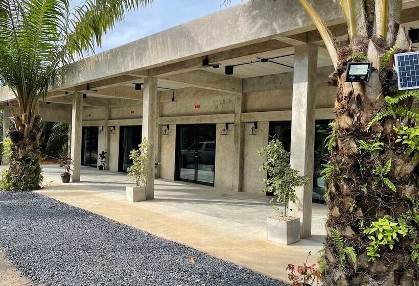 בית מלון כפרי Thabli Resort