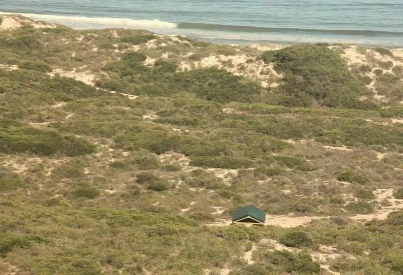 Hotelli West Coast Luxury Tents