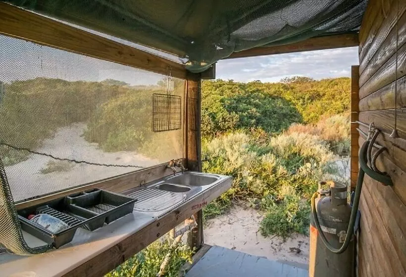 Hotelli West Coast Luxury Tents