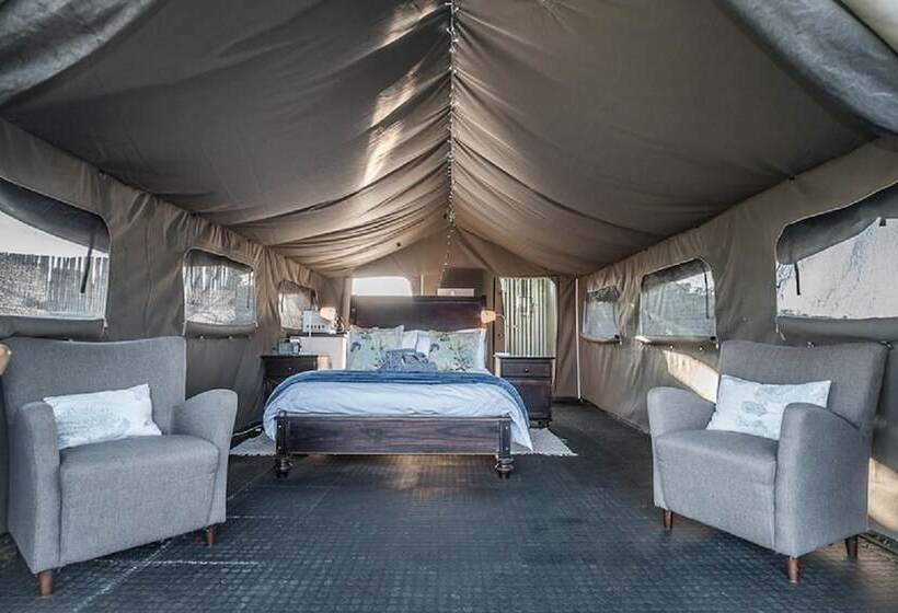ホテル West Coast Luxury Tents