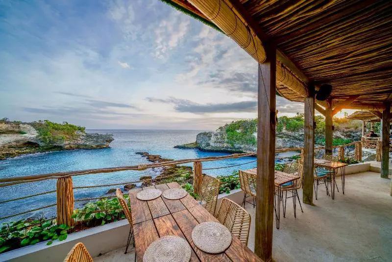 Majatalo Blue Lagoon Avia Villas