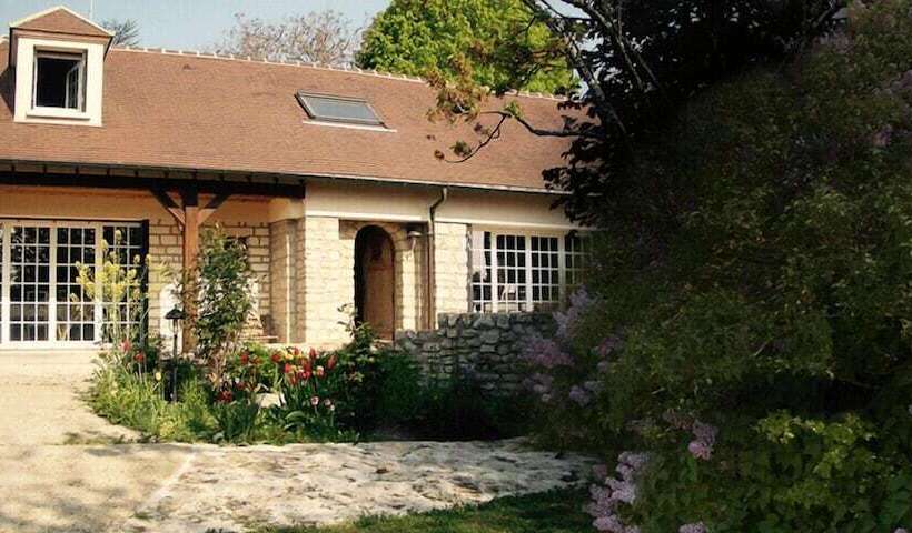 ペンション Les Hauts Du Val  Chambres D Hotes