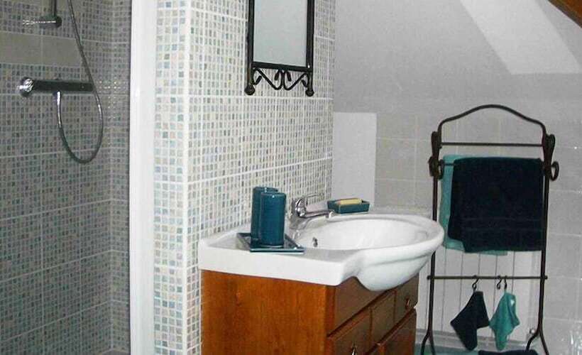 ペンション Les Hauts Du Val  Chambres D Hotes