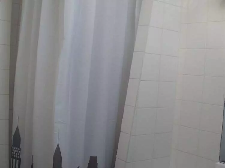 تختخواب و صبحانه Chambres D Hôtes Chesne