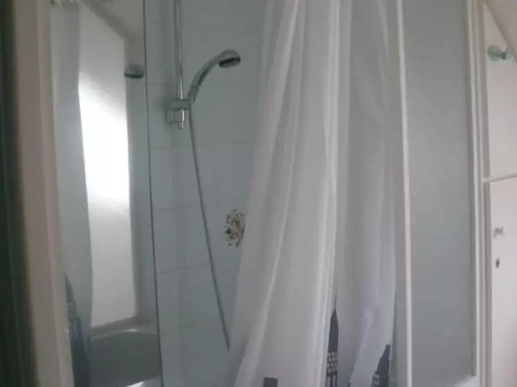 تختخواب و صبحانه Chambres D Hôtes Chesne