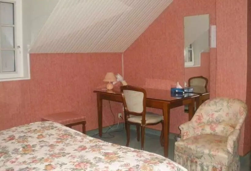 تختخواب و صبحانه Chambres D Hôtes Chesne