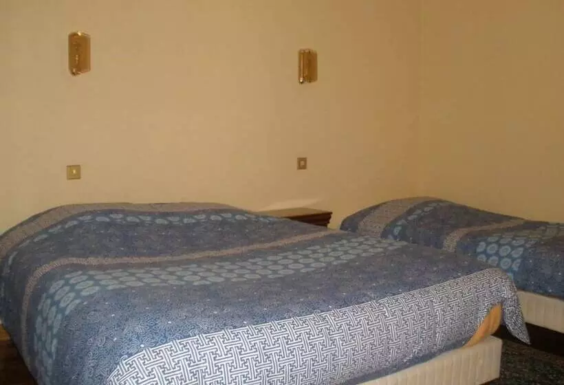 تختخواب و صبحانه Chambres D Hôtes Chesne