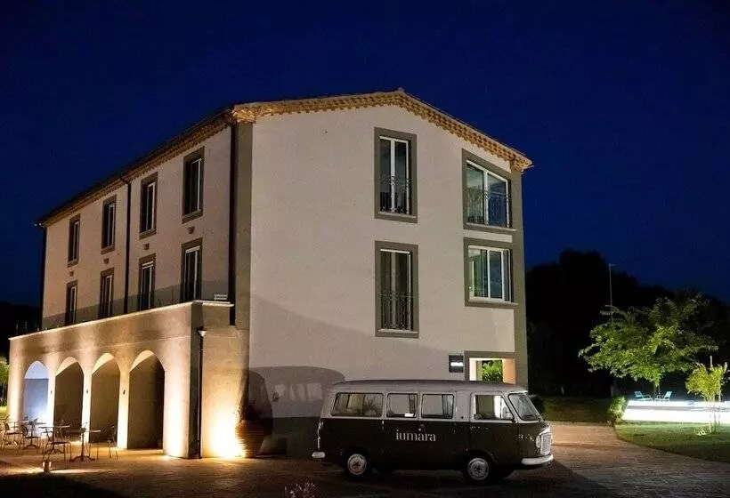 Aamiaismajoitus (B&B) Iumara Relax Resort