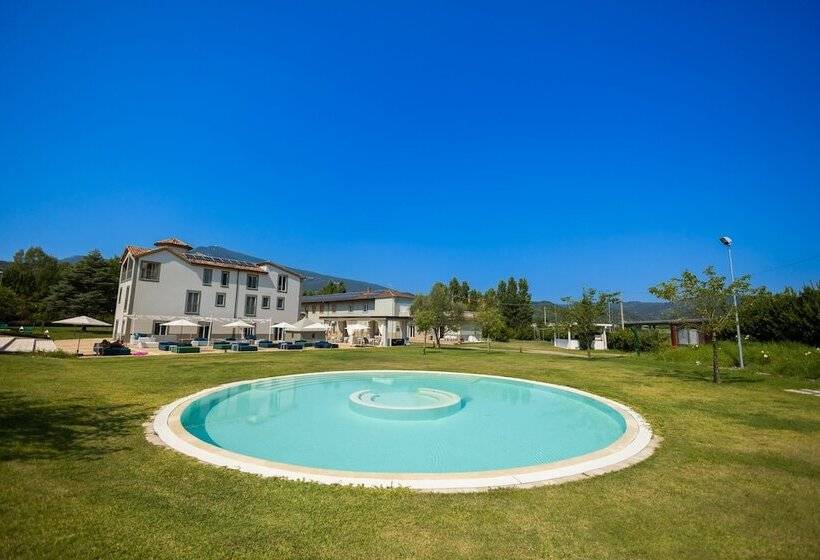 צימר Iumara Relax Resort