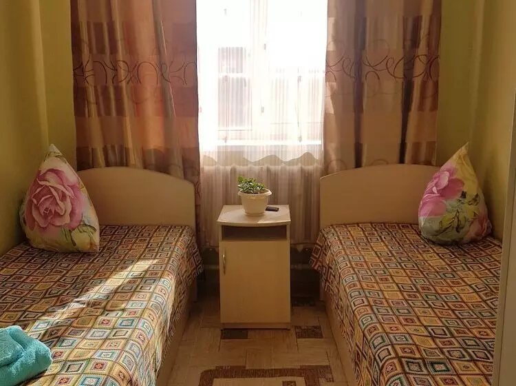 Hostal Vostok