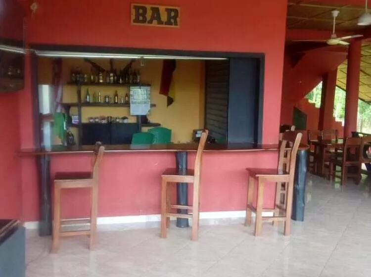 ホテル Big Foot Safari Lodge