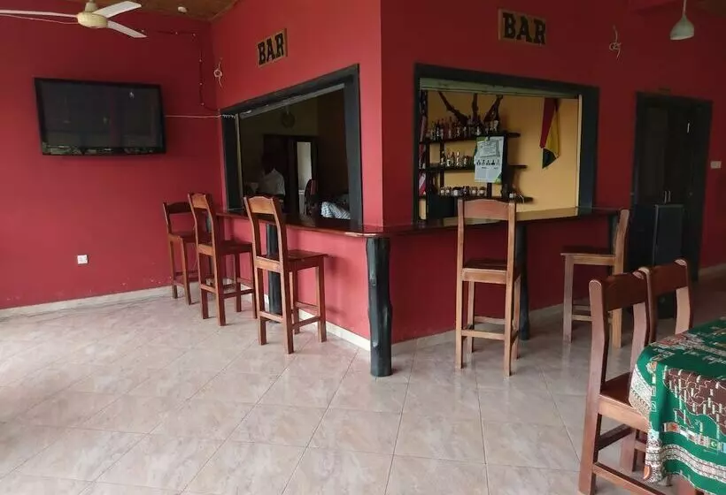 ホテル Big Foot Safari Lodge