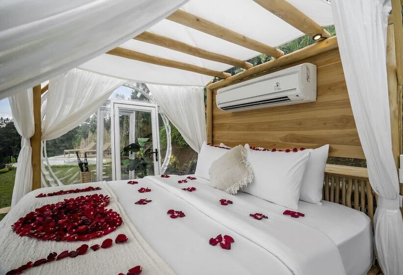 Bubble Hotel Bali Ubud Adults Only