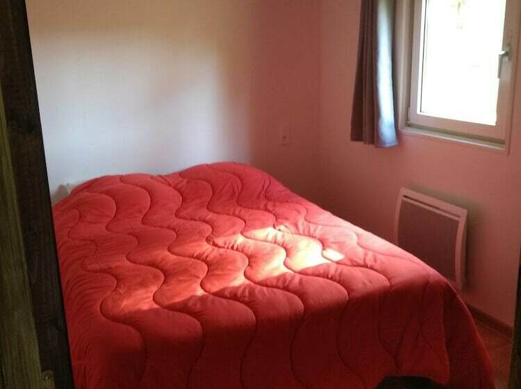 Отель Camping Du Lac De Feyt