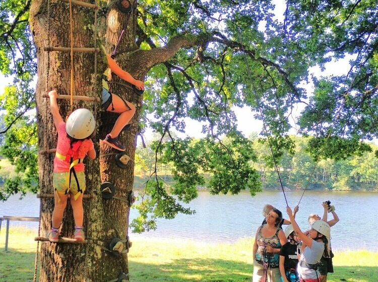 Отель Camping Du Lac De Feyt