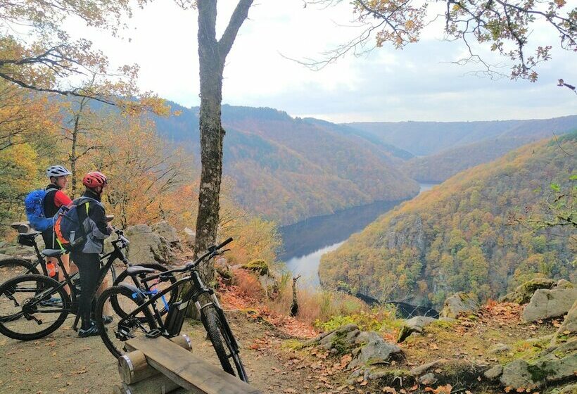 Отель Camping Du Lac De Feyt