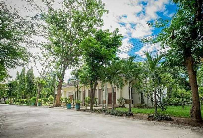 בית מלון כפרי Darapura At Wangyang Resort