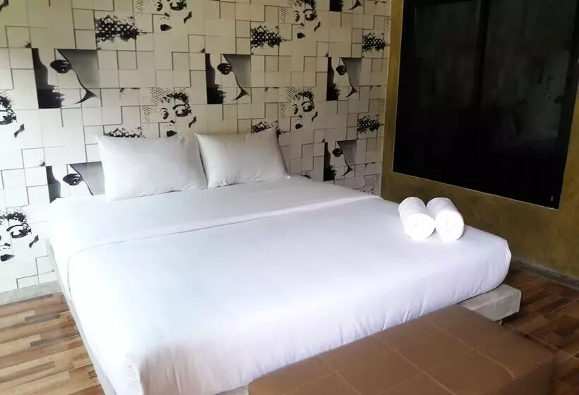 Hotelli Oasis Resort