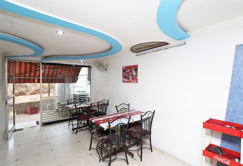 Hotelli Pandav By Oyo Rooms