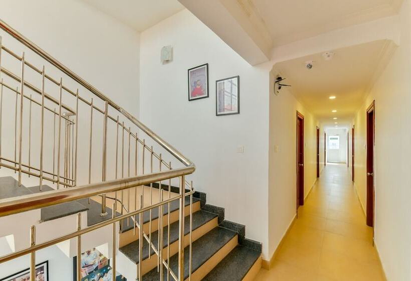 فندق Puthens Capitol Inn, Ernakulam By Oyo