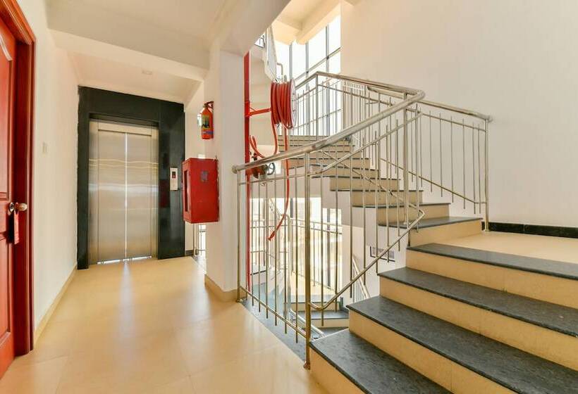 فندق Puthens Capitol Inn, Ernakulam By Oyo