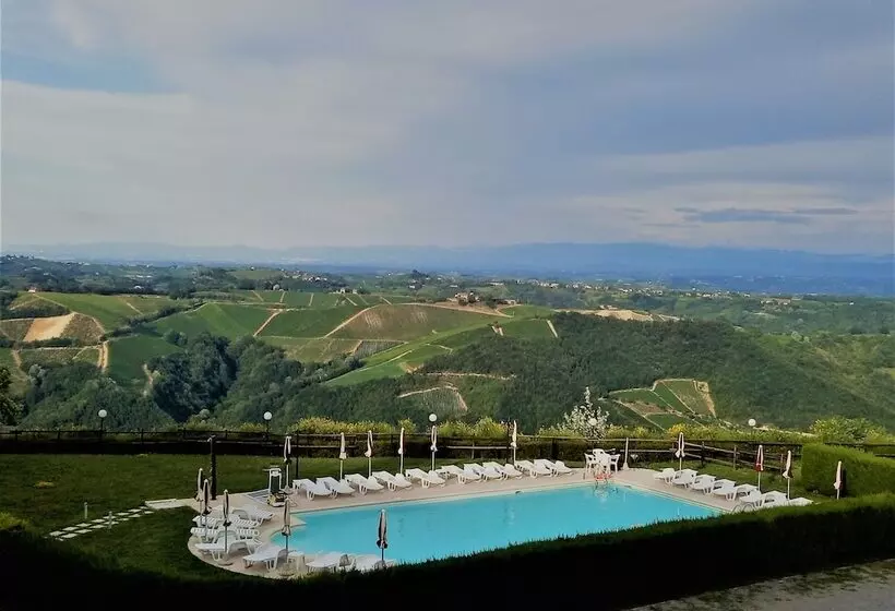 Maaseutuhotelli Agriturismo Al Castle