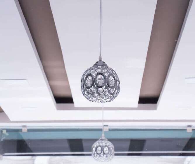 酒店 Shree Palace & Restaurant