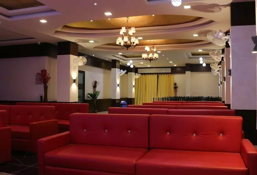 Hotelli Shree Palace & Restaurant