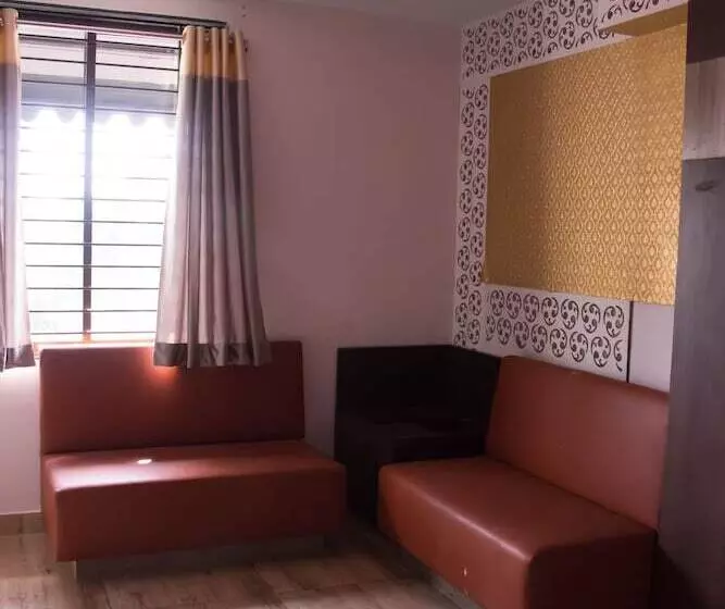 Hotelli Shree Palace & Restaurant