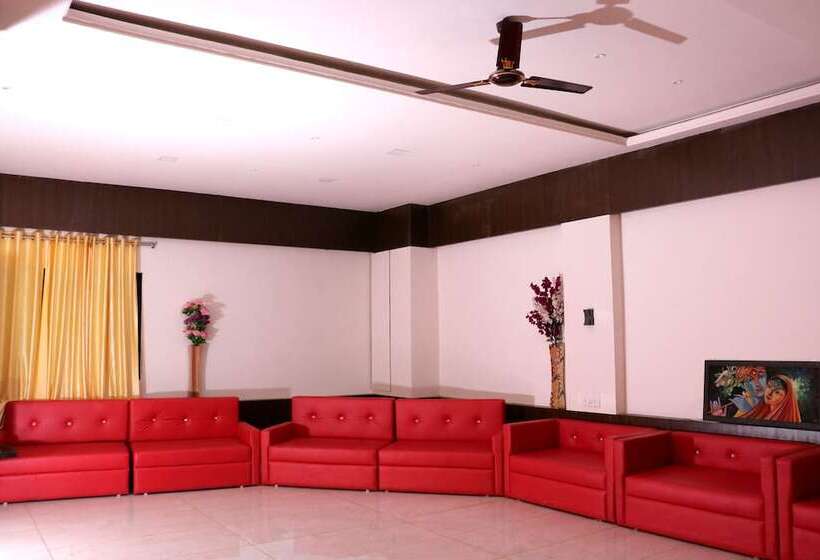 酒店 Shree Palace & Restaurant