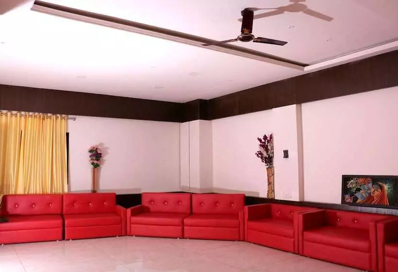 Hotelli Shree Palace & Restaurant